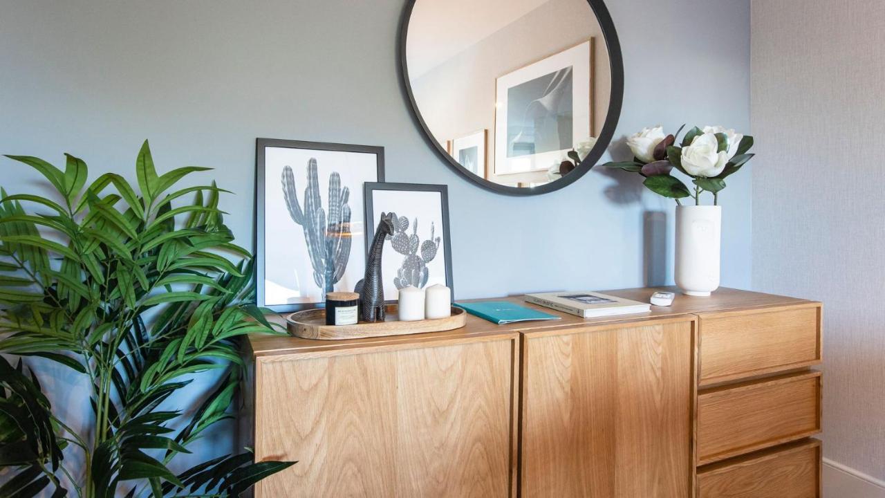 Stylish Studio W/ Ac & Balcony By Lovelystay OOporto Extérieur photo